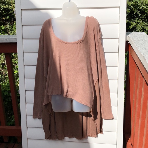 We The Free long sleeve hi low top - Picture 3 of 13